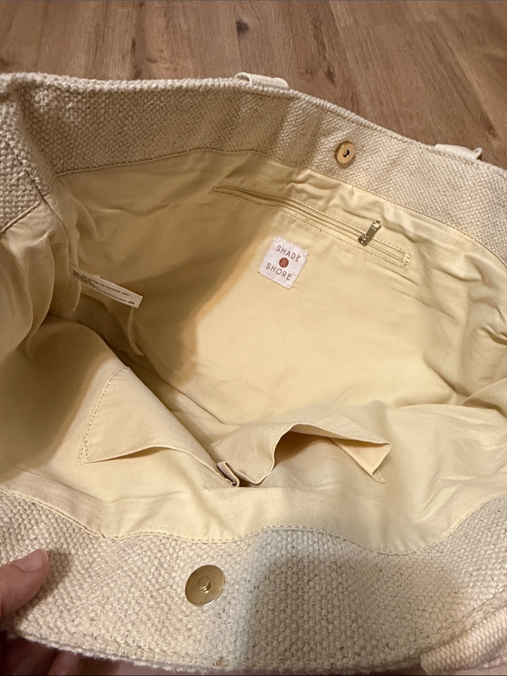 Target Cream Textured Diamond-Pattern Tote - Picture 6 of 7